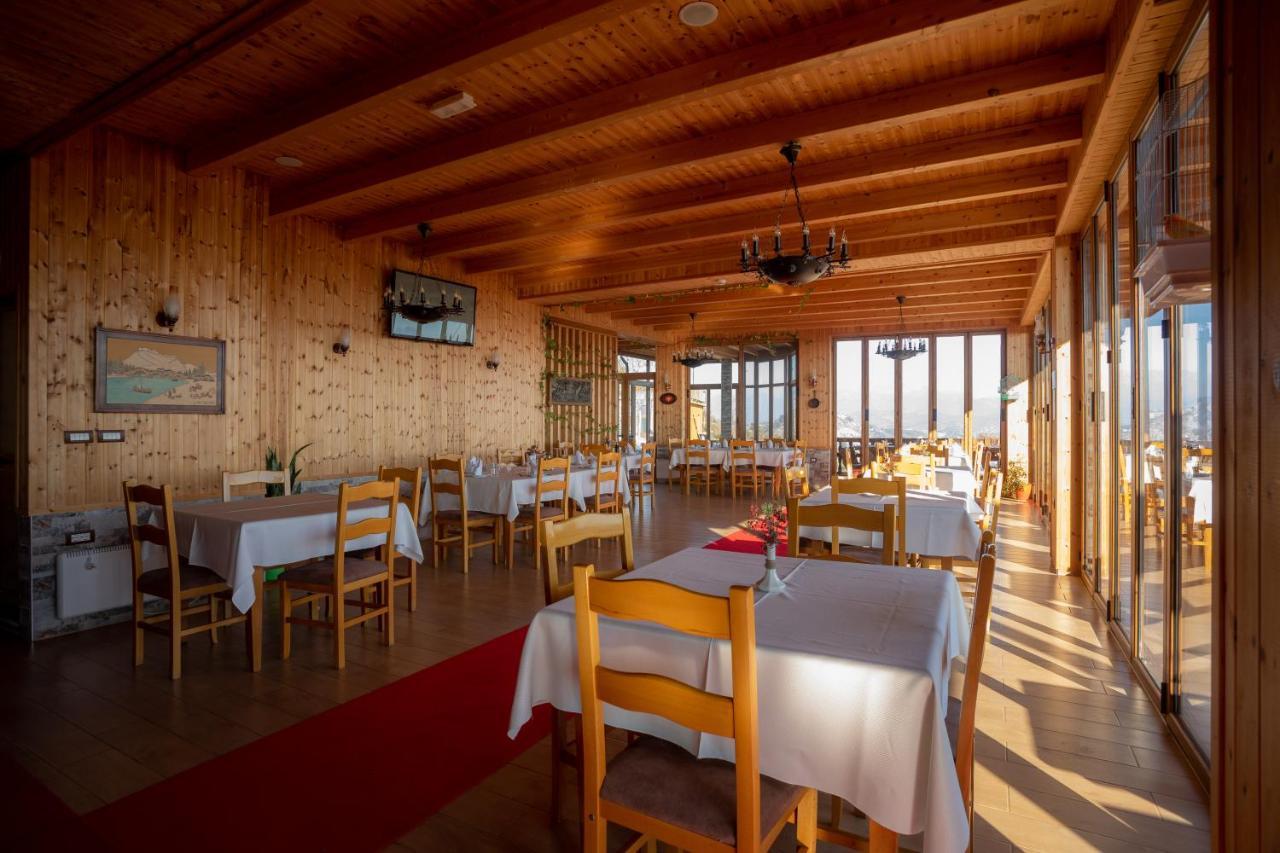 Wooden House 호텔 Shkodër 외부 사진